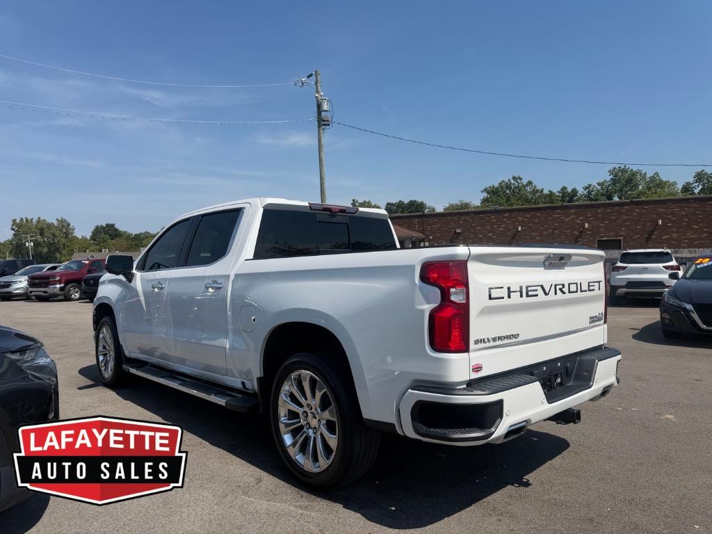 2020 Chevrolet Silverado - $32,900
