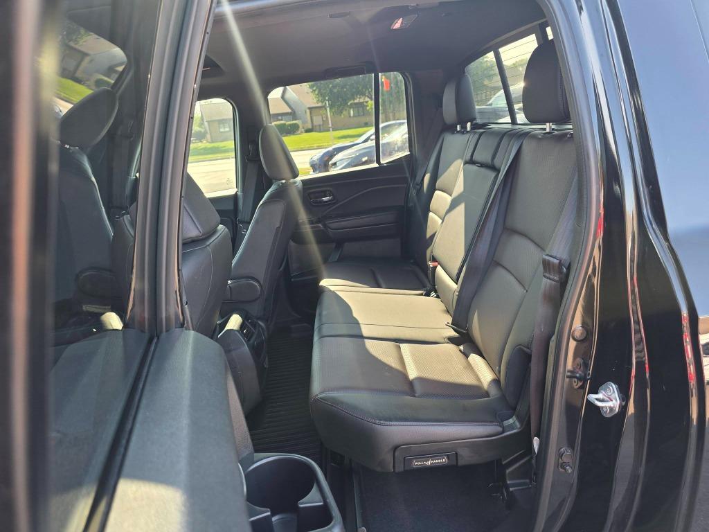 2023 Honda Ridgeline - $26,900