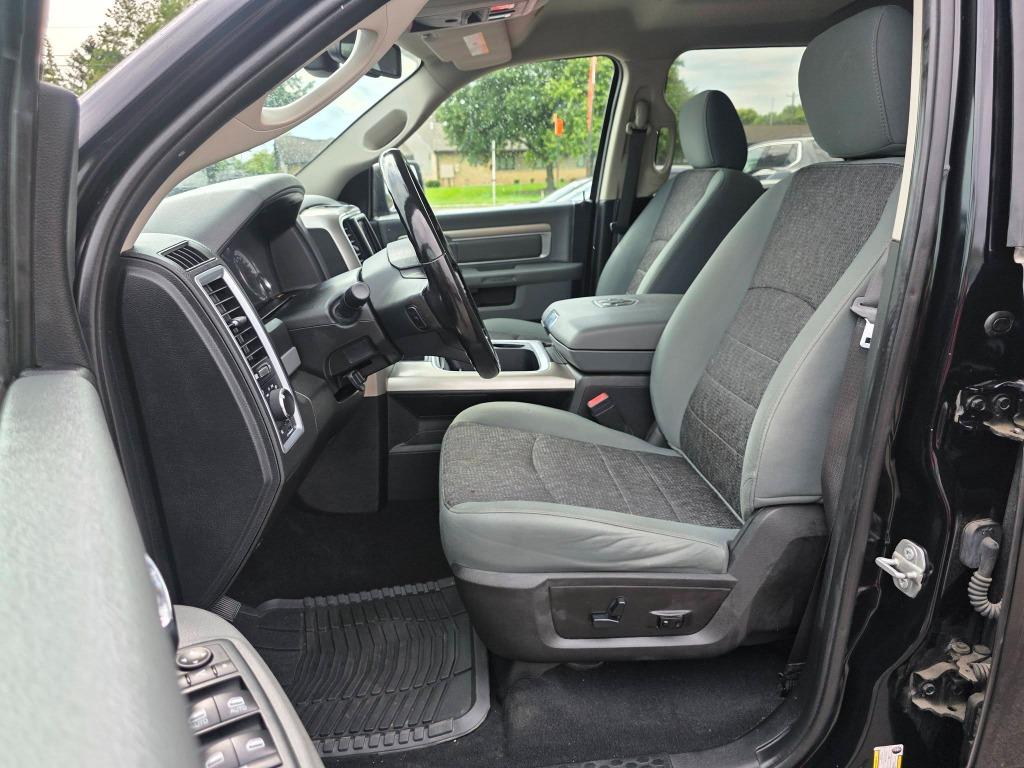 2020 Ram 1500 DS - $19,900