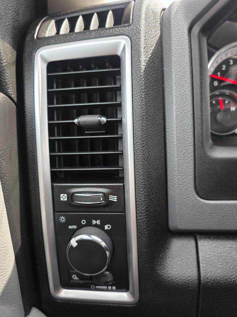 2020 Ram 1500 DS - $19,900