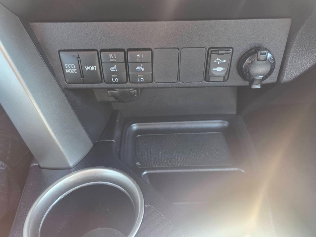 2015 Toyota RAV4 - $15,900