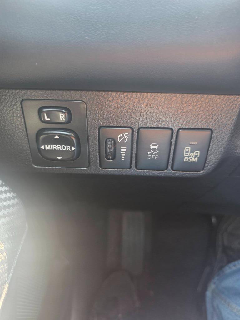 2015 Toyota RAV4 - $15,900