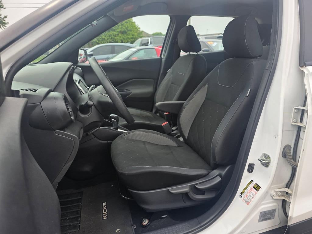 2020 Nissan Kicks - $9,900