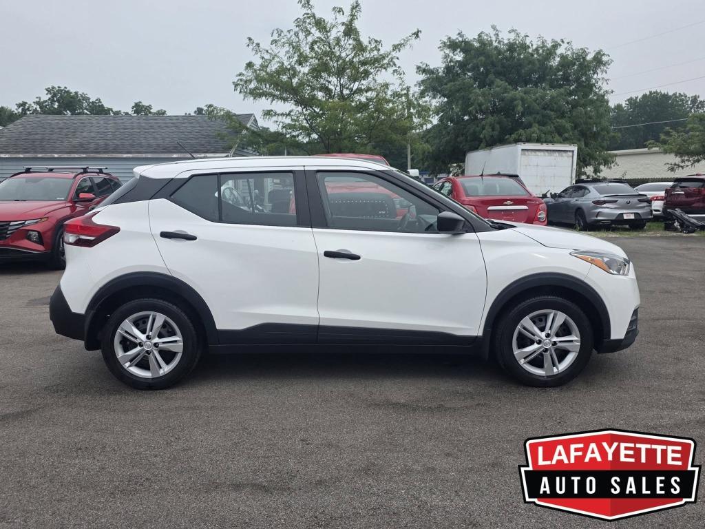 2020 Nissan Kicks - $9,900
