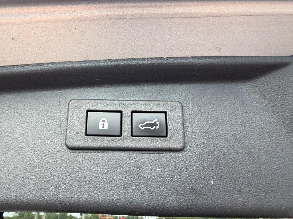 2022 Subaru Outback - $18,900