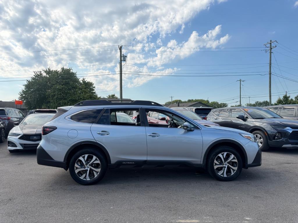 2022 Subaru Outback - $18,900