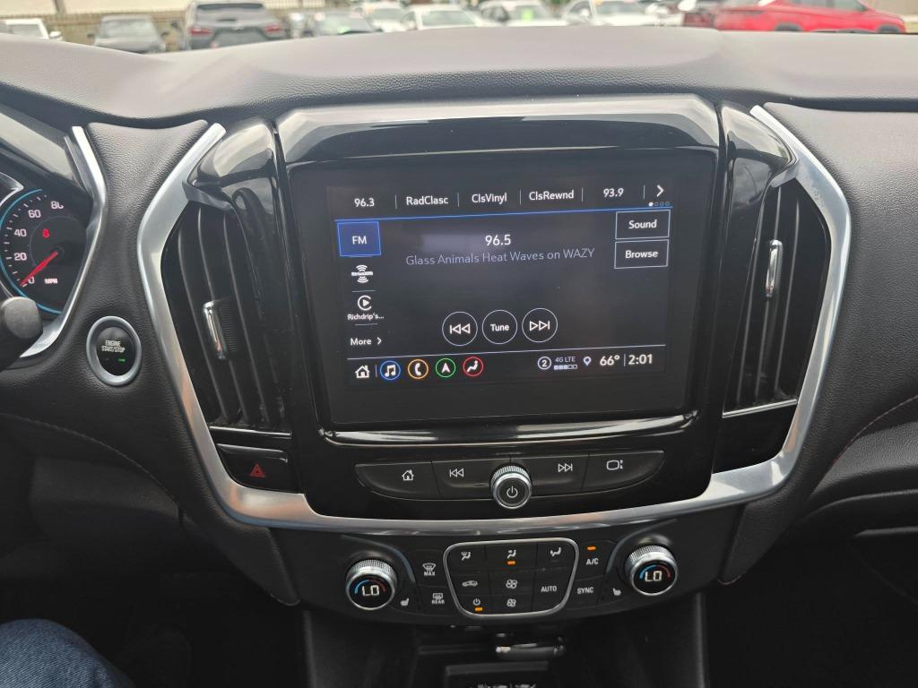 2022 Chevrolet Traverse - $24,900