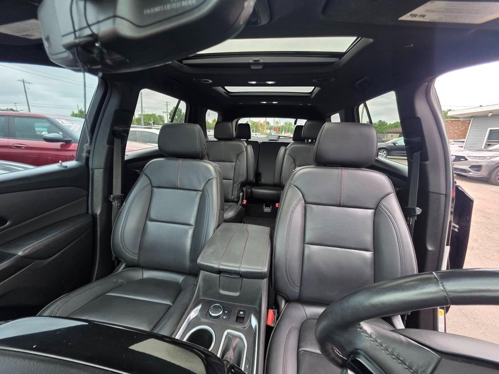 2022 Chevrolet Traverse - $24,900