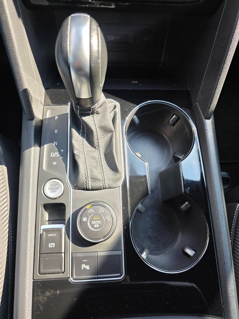 2022 Volkswagen Atlas - $23,900