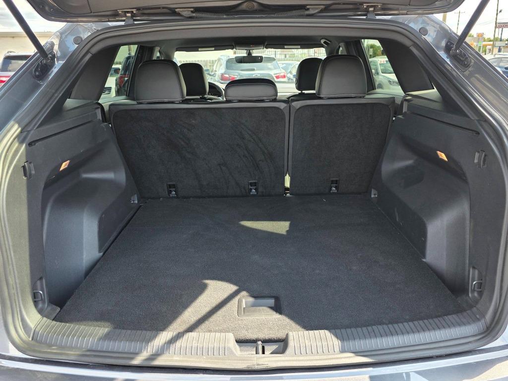 2022 Volkswagen Atlas - $23,900