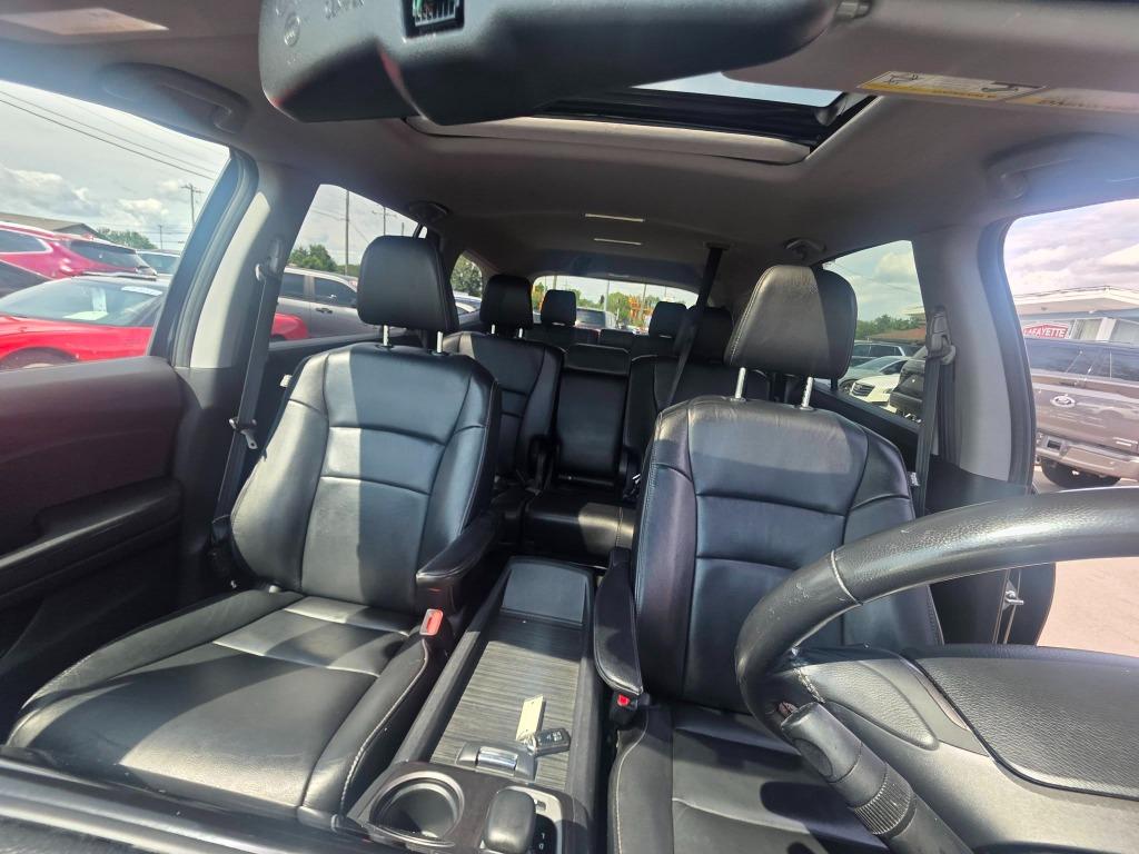 2017 Honda Pilot - $17,900