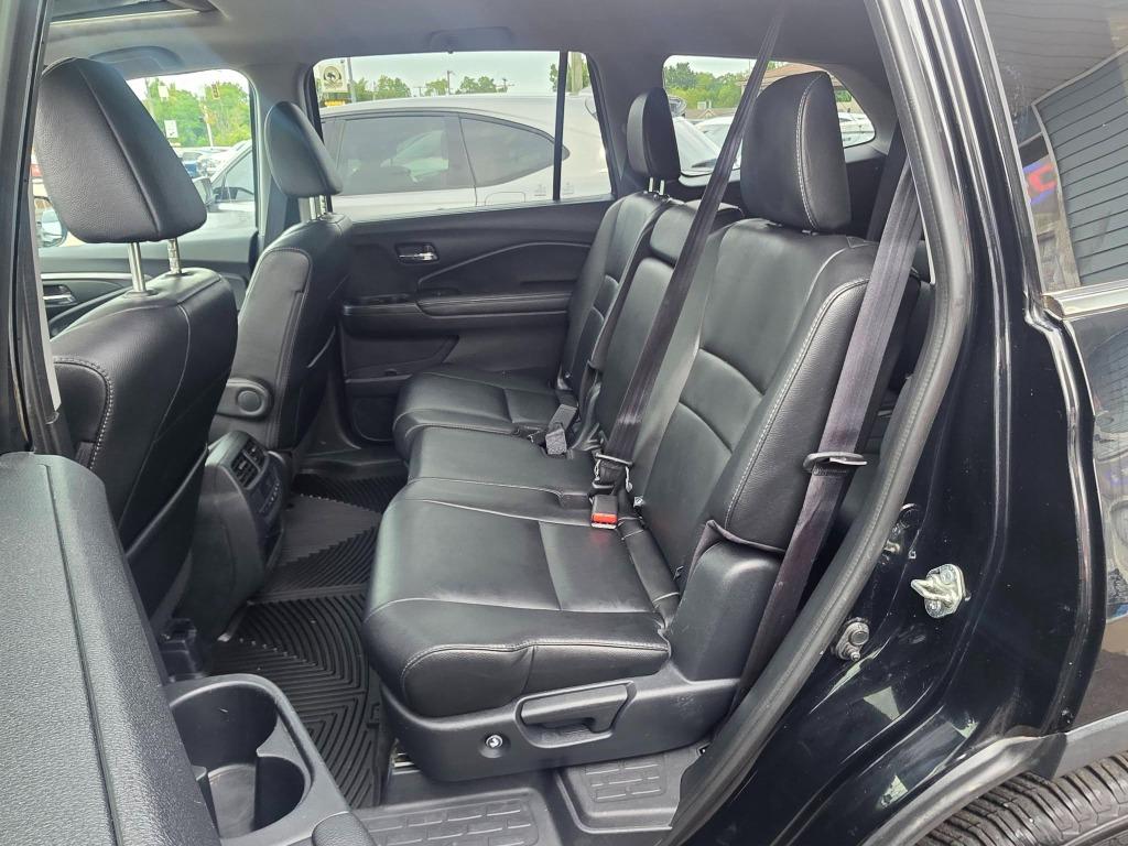2017 Honda Pilot - $17,900