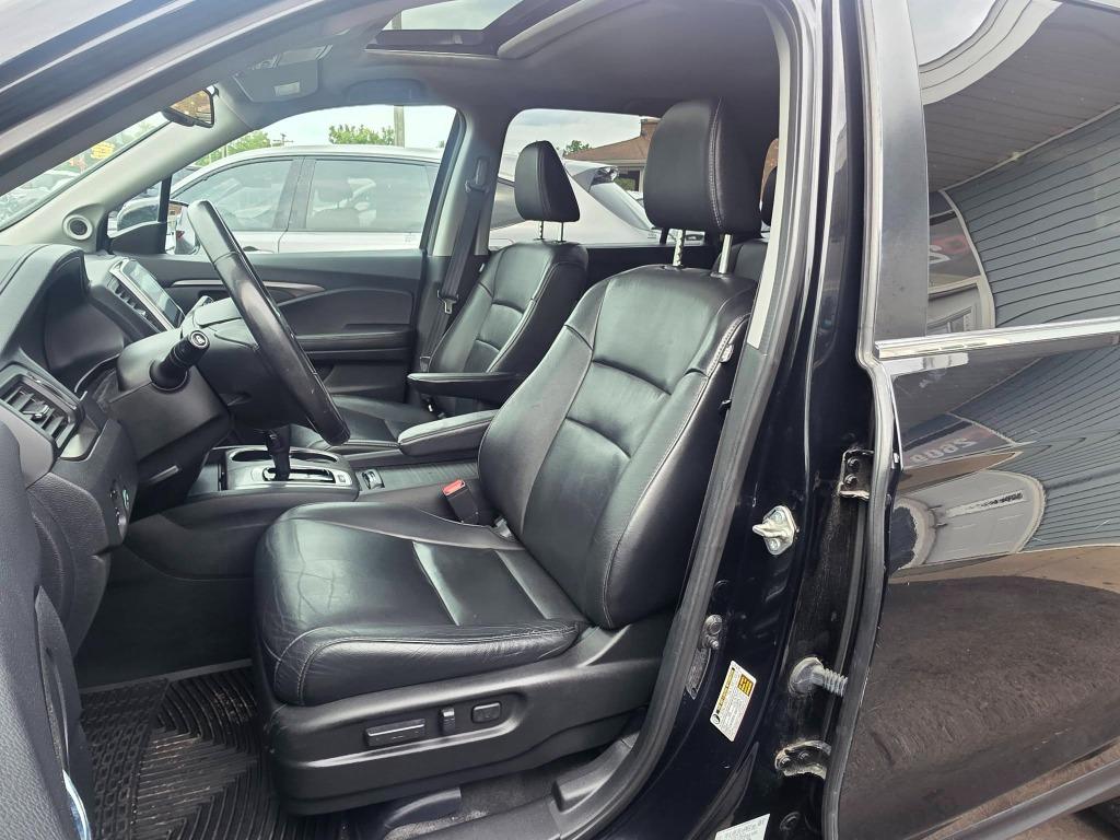 2017 Honda Pilot - $17,900
