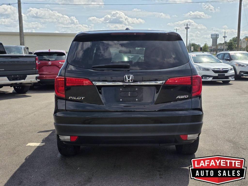 2017 Honda Pilot - $17,900