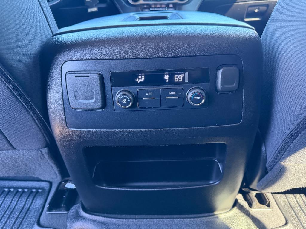 2020 Chevrolet Tahoe - $19,900