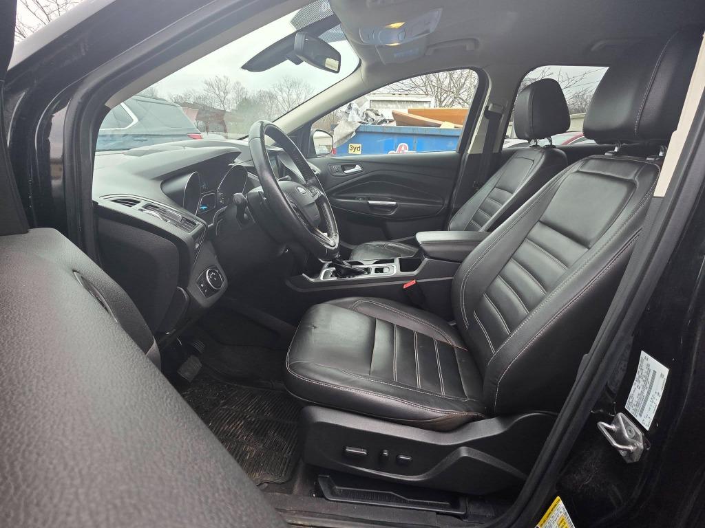 2017 Ford Escape - $8,900