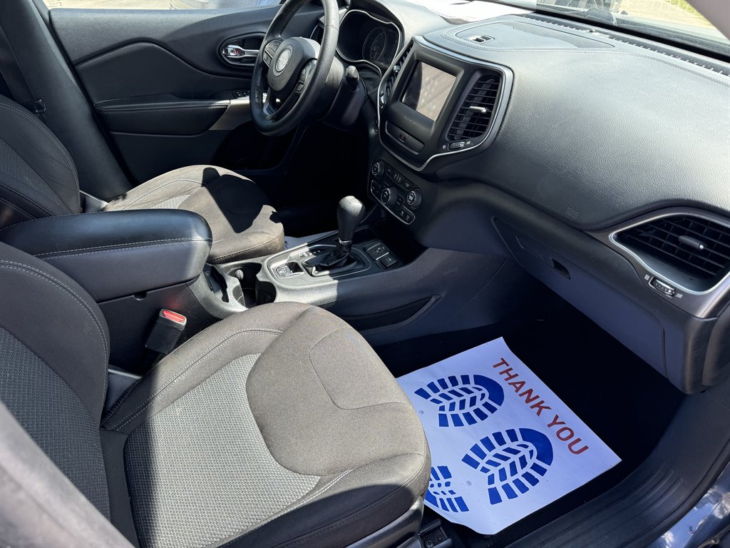2019 Jeep Cherokee - $8,062