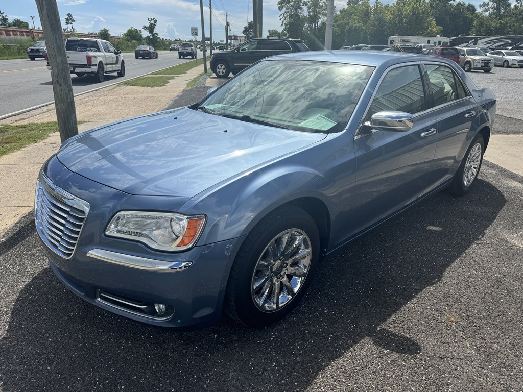 2011 Chrysler 300 - $7,951