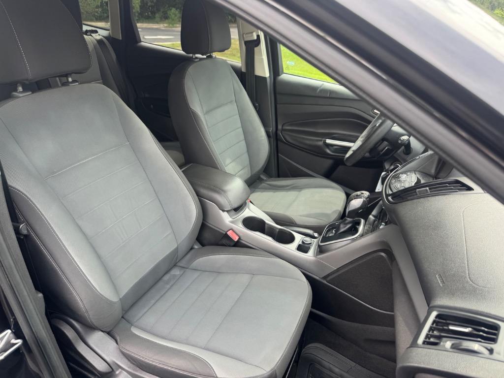 2013 Ford Escape - $3,900