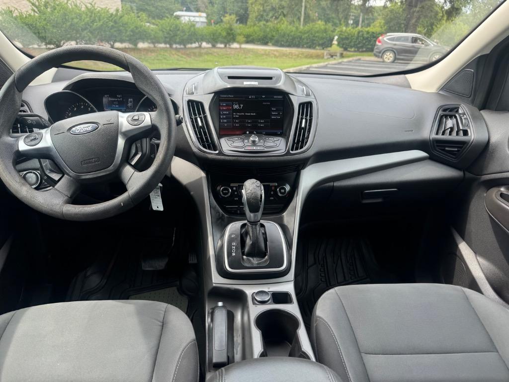 2013 Ford Escape - $3,900
