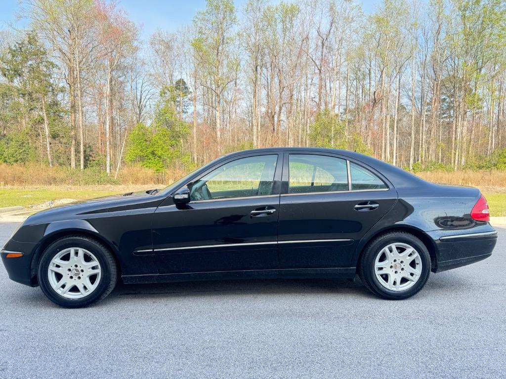 2005 Mercedes-Benz E-Class E320 photo