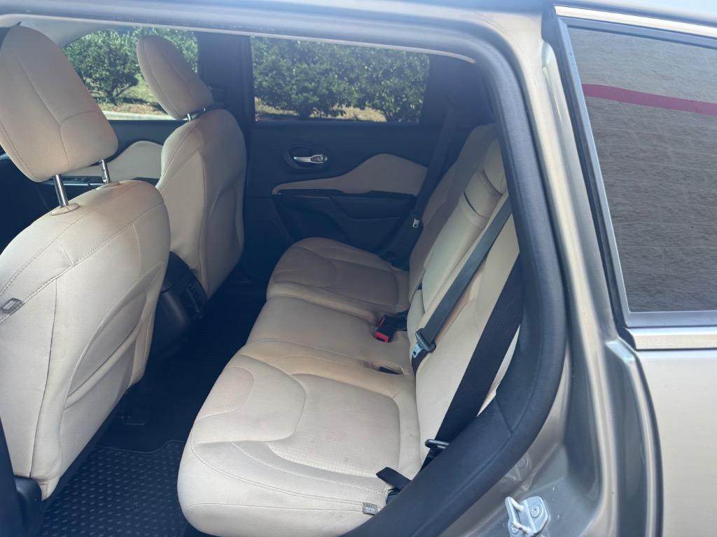 2016 Jeep Cherokee - $4,995