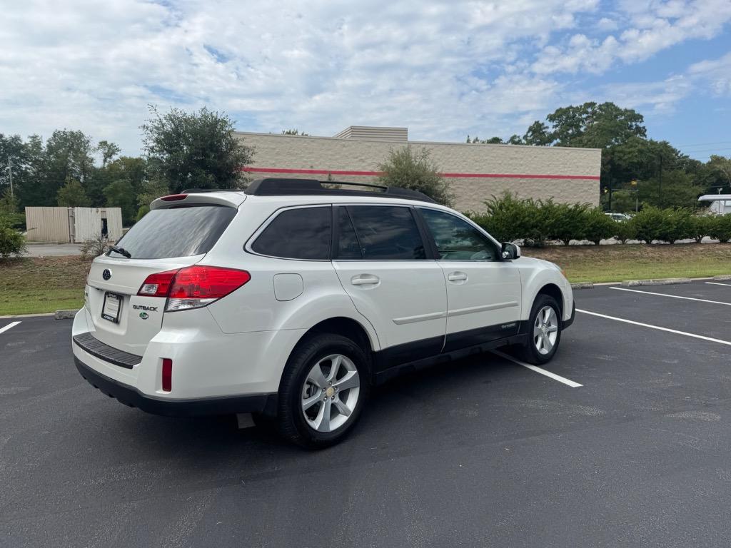 2013 Subaru Outback - $5,900