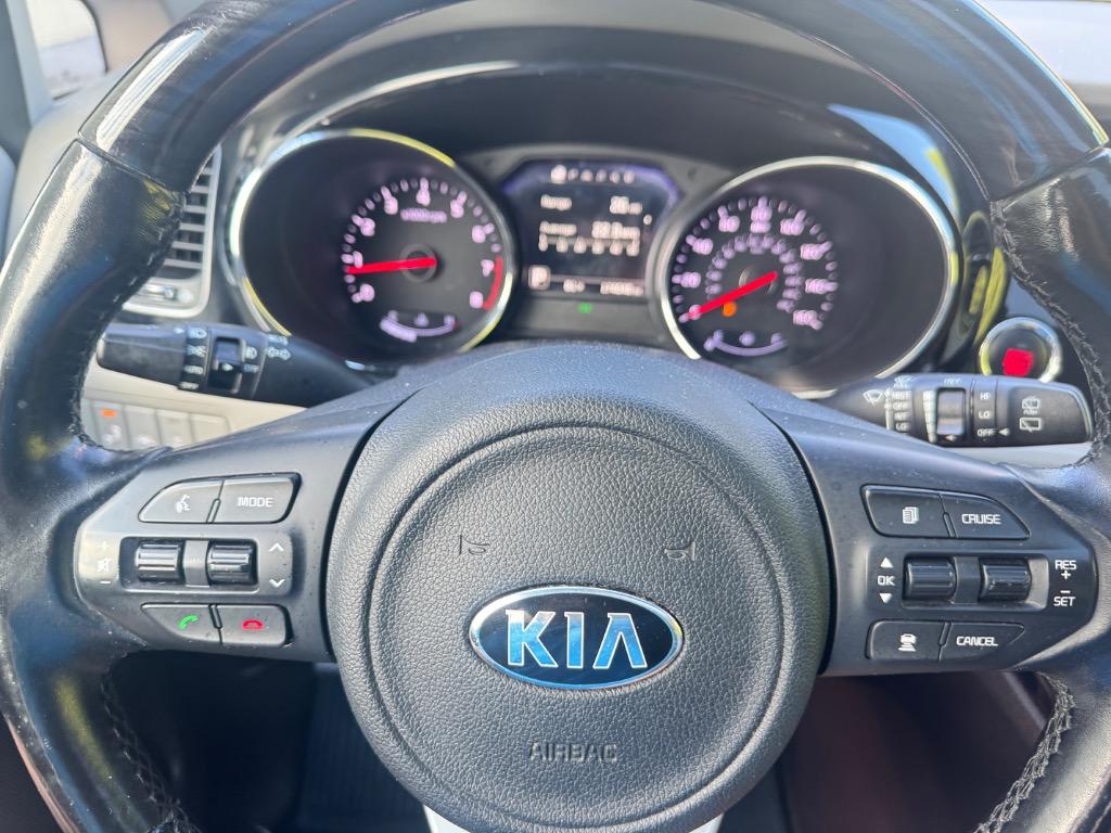 2016 Kia Sedona - $6,200