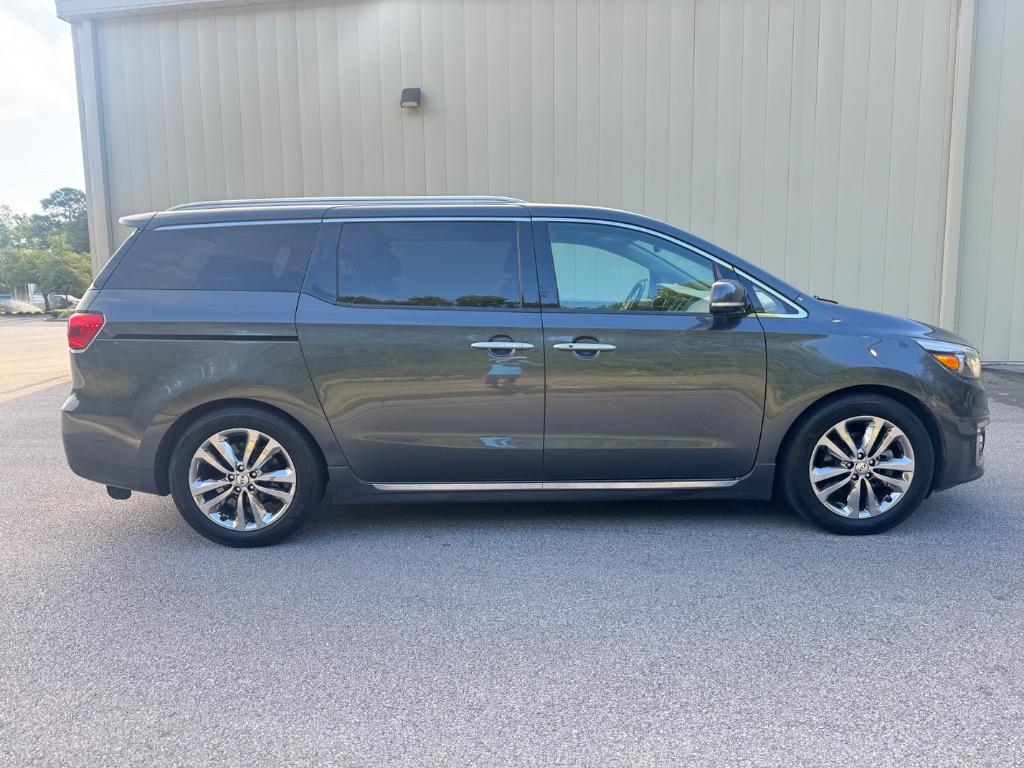 2016 Kia Sedona - $6,200