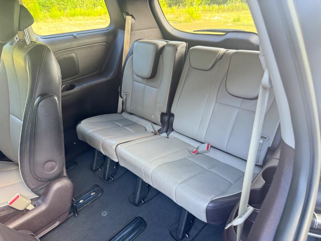 2016 Kia Sedona - $6,200
