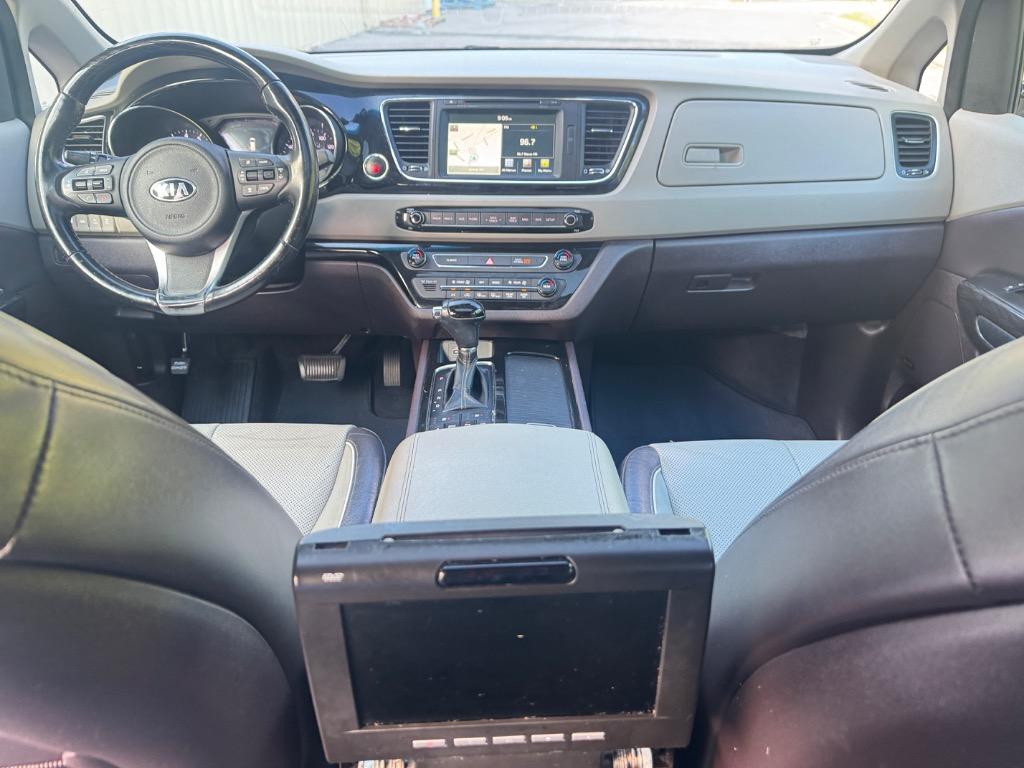 2016 Kia Sedona - $6,200