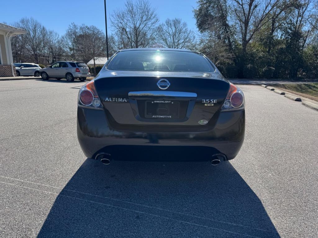 2008 Nissan Altima 3.5 SE photo