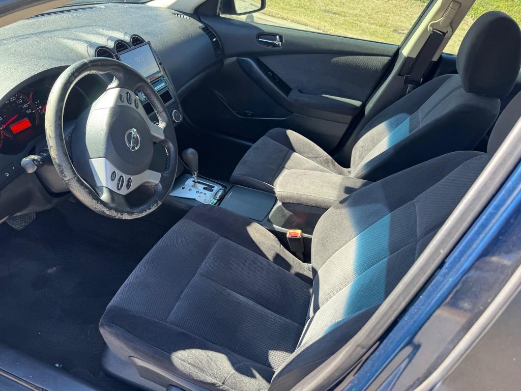 2008 Nissan Altima 3.5 SE photo