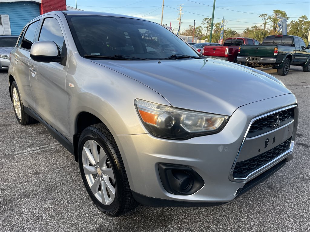 2014 Mitsubishi Outlander Sport ES photo