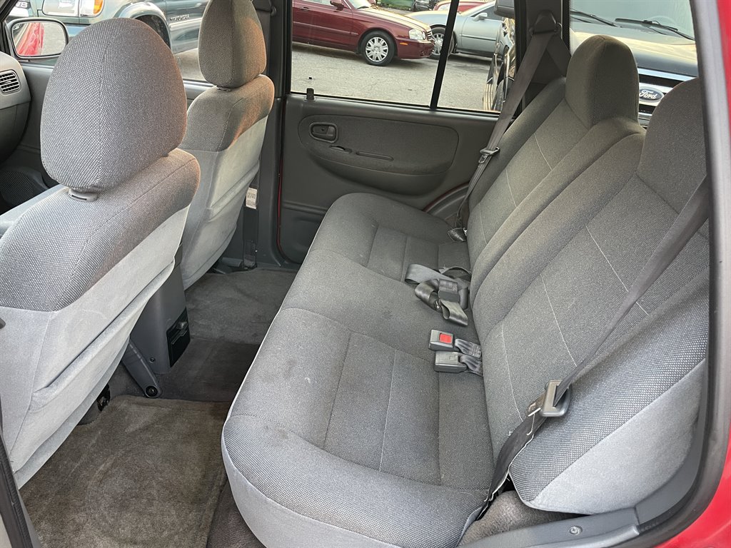 2002 Kia Sportage photo