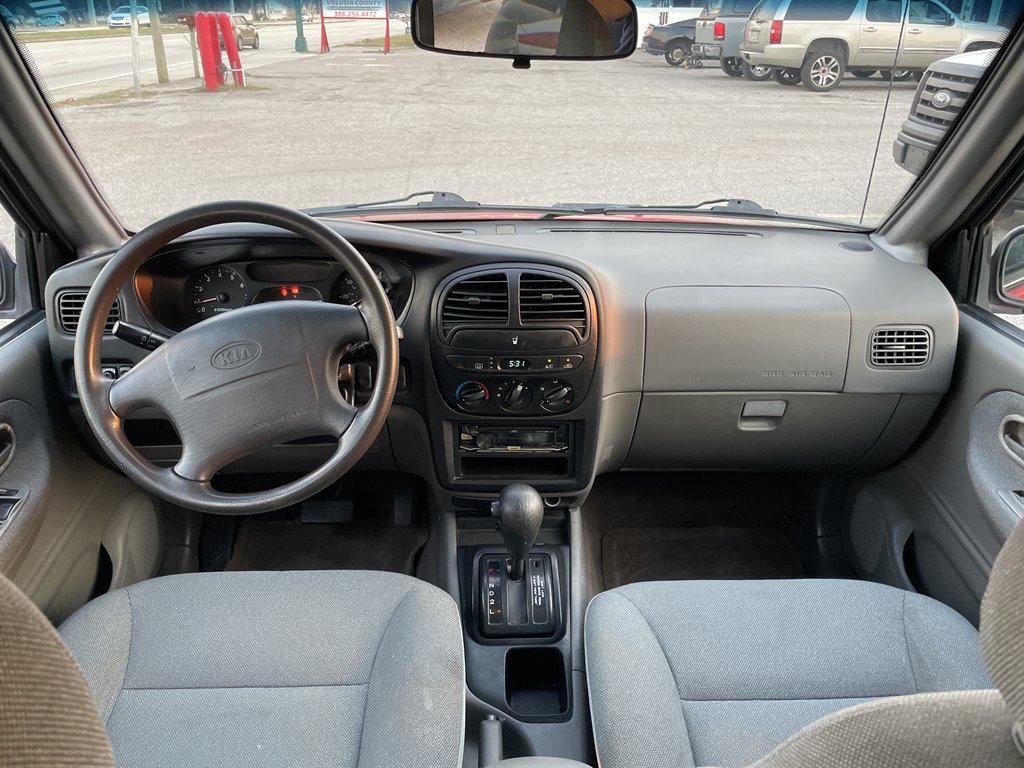 2002 Kia Sportage photo