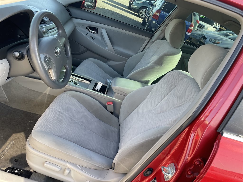 2010 Toyota Camry photo