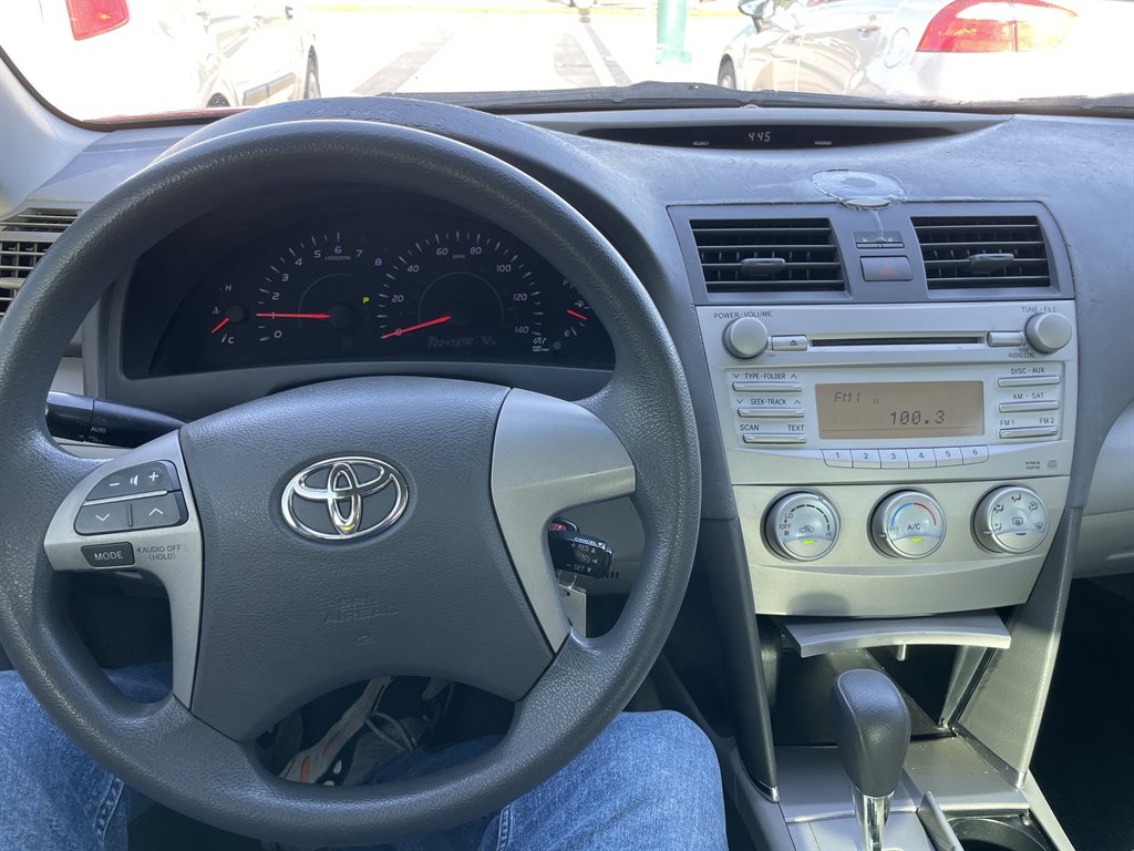 2010 Toyota Camry photo