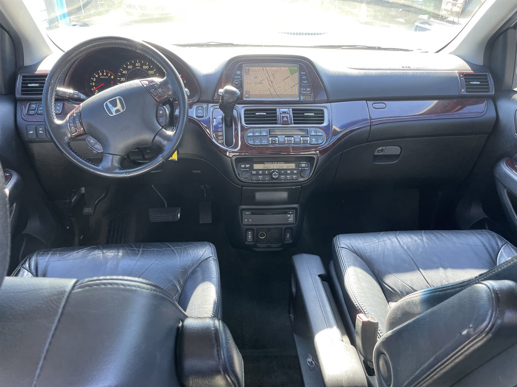 2010 Honda Odyssey Touring photo