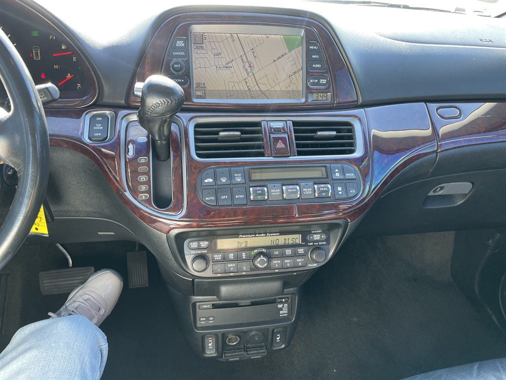 2010 Honda Odyssey Touring photo