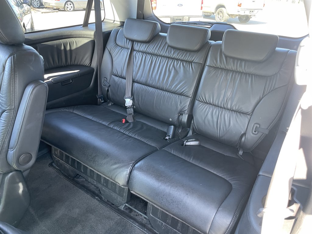 2010 Honda Odyssey Touring photo