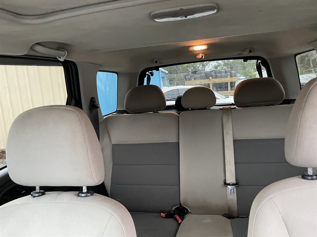2005 Ford Escape Limited photo