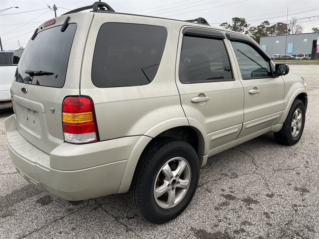 2005 Ford Escape Limited photo