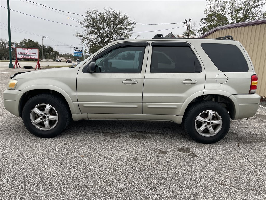 2005 Ford Escape Limited photo