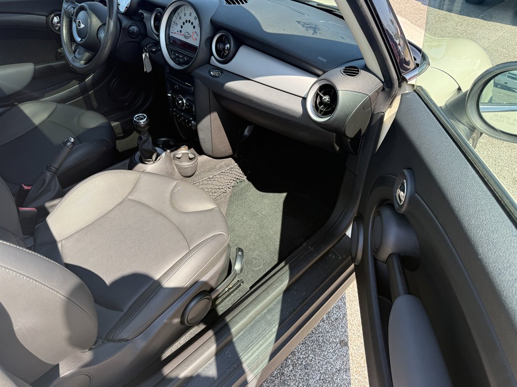 2016 Mini Countryman S ALL4 photo 39