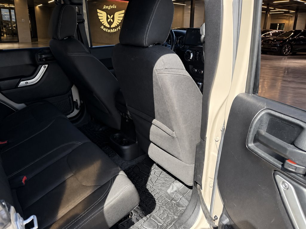 2016 Jeep Wrangler - $18,995