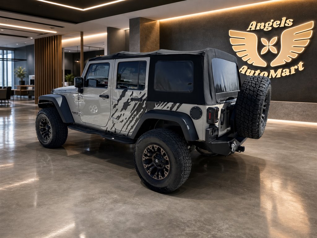 2016 Jeep Wrangler - $18,995