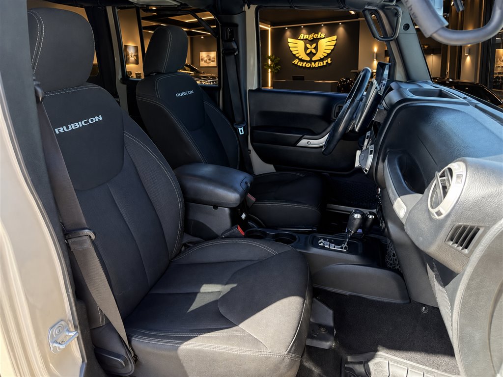 2016 Jeep Wrangler - $18,995