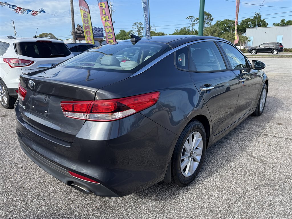 2017 Kia Optima - $8,495