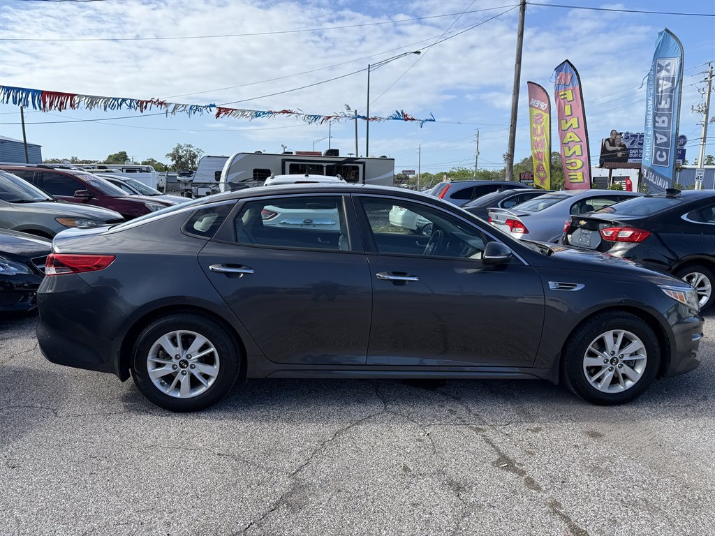 2017 Kia Optima - $8,495
